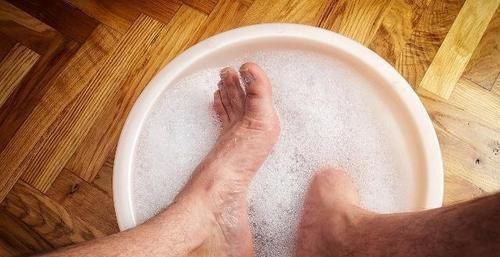 烟酒|104岁长寿老人秘诀烟酒不离手、运动从没有,但1件事从来不碰