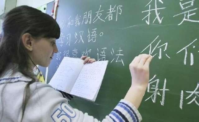 最喜欢中文的国家：不仅平时聊天用中文，未来汉语将列入学生高考