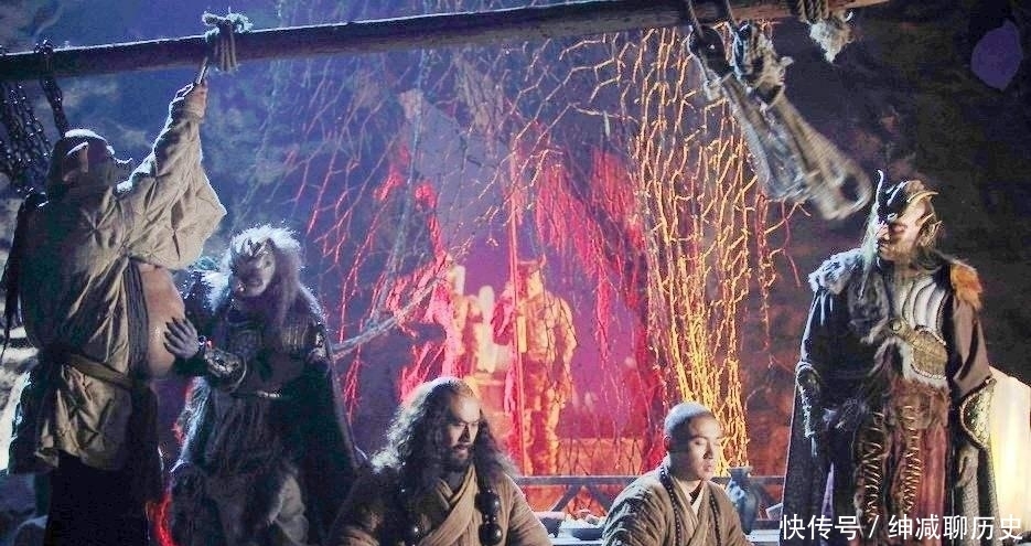 金银角大王|金角银角大王为何认一妖怪当干妈,你看悟空发现了啥