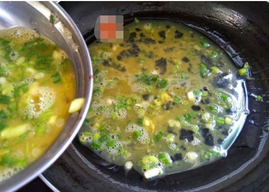 3个鸡蛋,2张豆腐,独特做法,3分钟出1张大饼,解决全家人的早餐