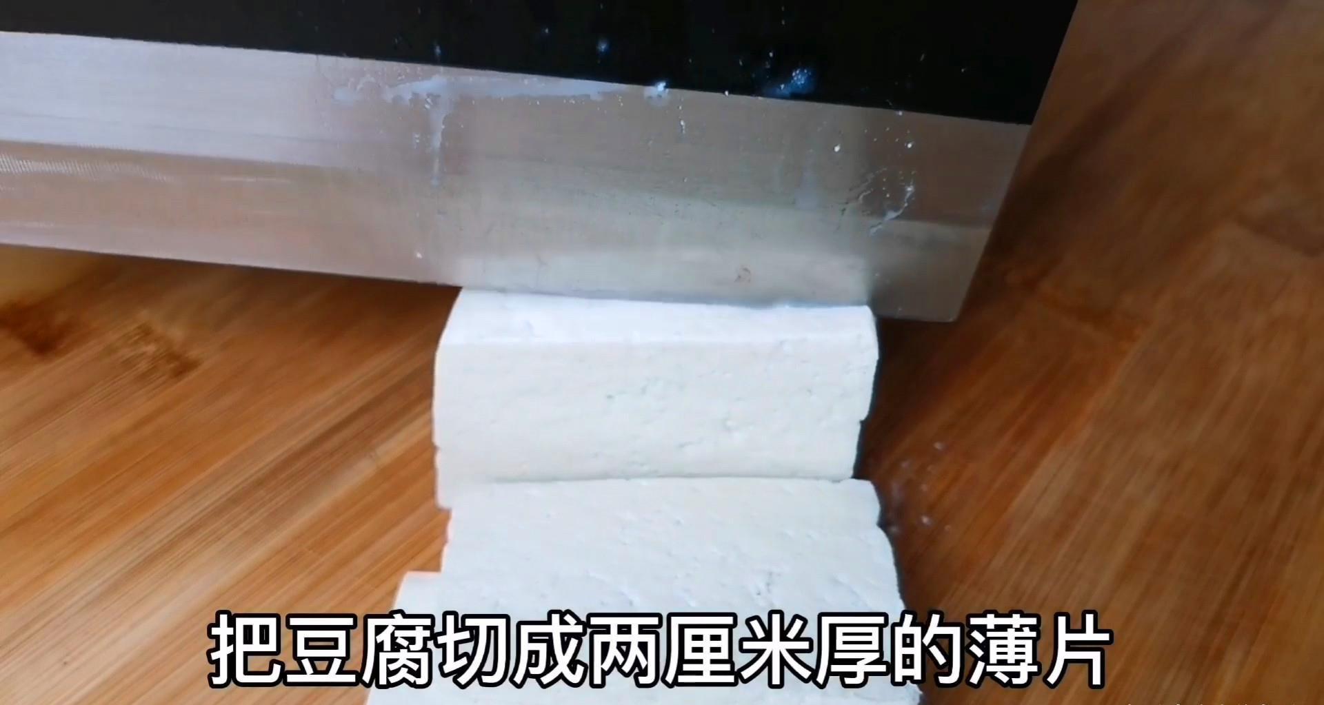  腥味|不管煎什么鱼，只要牢记4点！鱼皮不破不粘锅，还没一点腥味