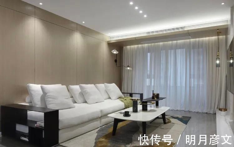 黑白配|100㎡现代简约,自然舒适木质感,结合时尚的黑白配,高级端庄