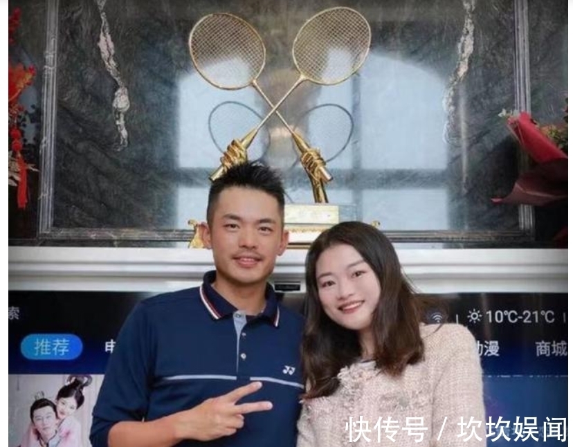 羽坛|奢侈!国羽大满贯林丹别墅曝光,石雕围墙记录生涯辉煌时刻