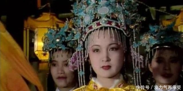 封为|被封为妃子后的元春只能在晚上回家探亲原来真相竟然是这样的!