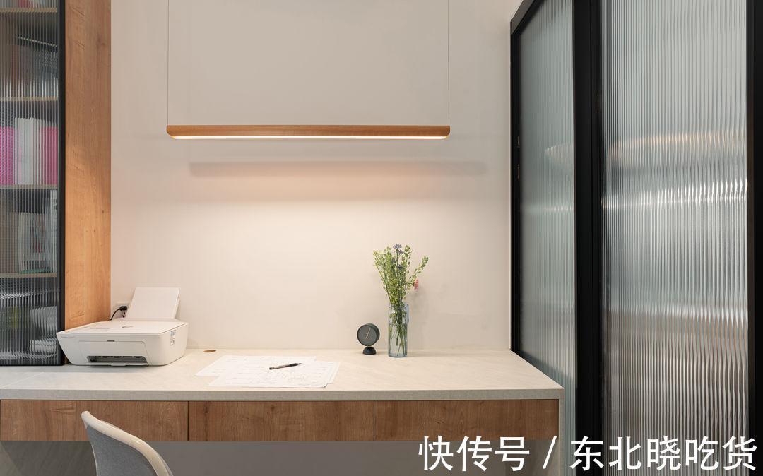 餐厅|夫妻的80㎡原木风小家,时尚实用温馨舒适,餐厅设计真大气