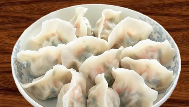 油搅拌均匀|做韭菜饺子时,调馅料不要只加鸡蛋,多加点它,饺子鲜美又好吃