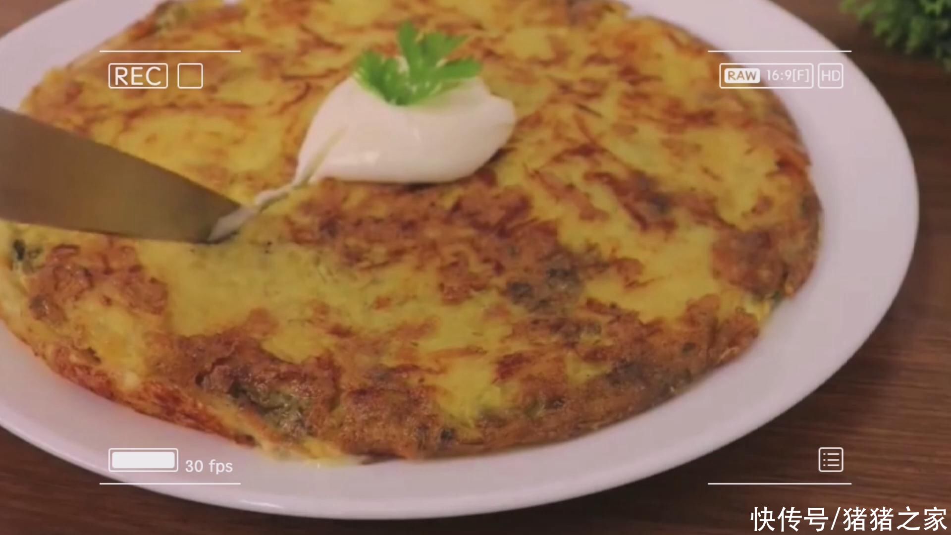 大人|婆婆早餐：土豆丝鸡蛋煎饼，小孩大人都爱吃