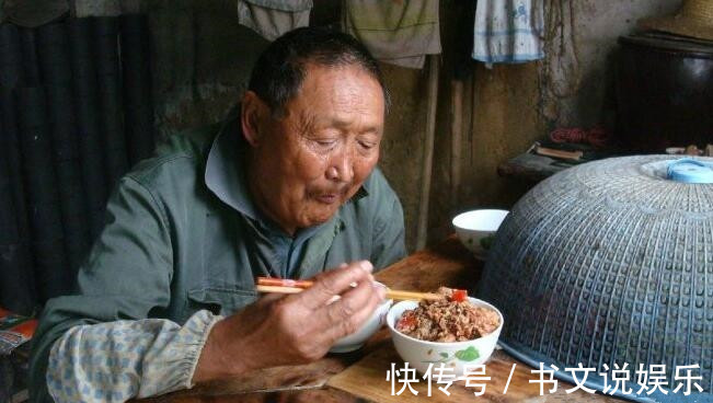 农村|实拍农村人的伙食，一看就知道孩子在不在家