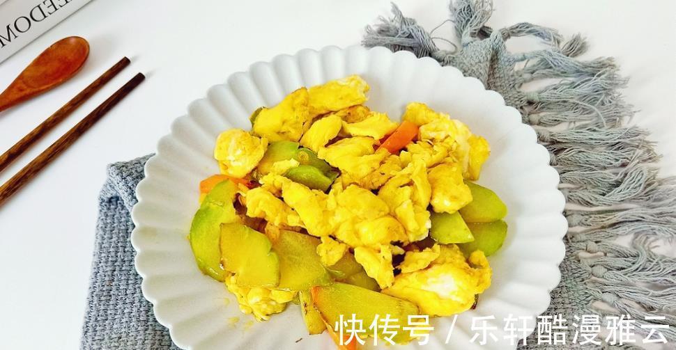 胡萝卜片|八月到了，这蔬菜遇见别错过，和鸡蛋是绝配，香嫩入味特下饭