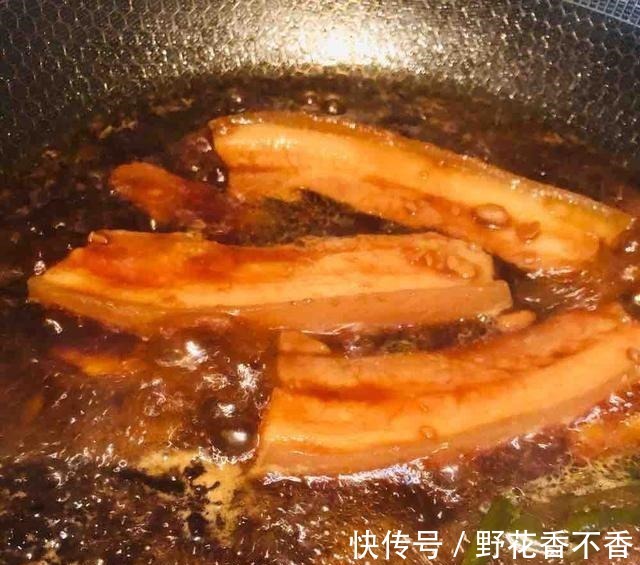 从冰箱拿出的冻肉,千万别加水泡,教你一妙招,吃起来跟鲜肉一样
