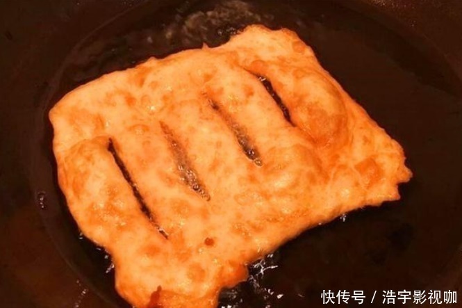 面团|油饼怎么做又酥又好吃吃客的你真的知道吗看老奶奶的制作流程