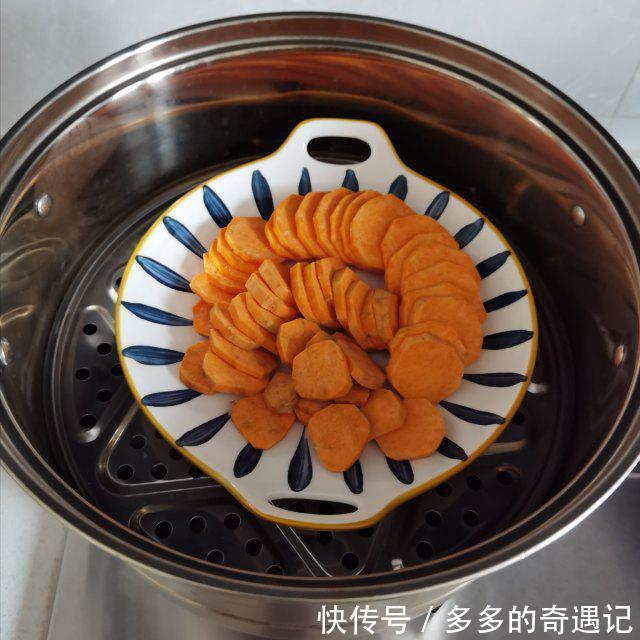 香甜可口|红薯芝麻饼,香甜可口,软糯好吃