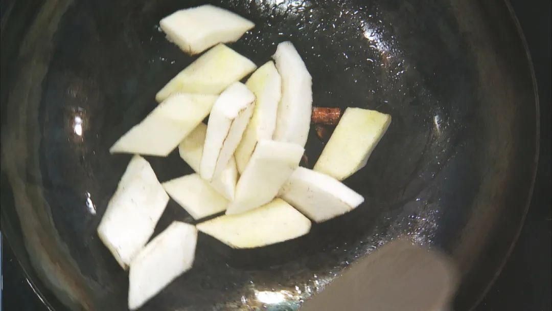 厨房|「养生厨房」今日菜谱《三白烧黄鱼》