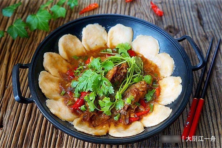 冬天是吃鱼的最好季节,教你4道美味鱼肉做法,天天都吃不重样