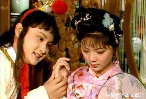 尤氏&细读薛宝钗搬出大观园一节,不得不说,这个女人真厉害