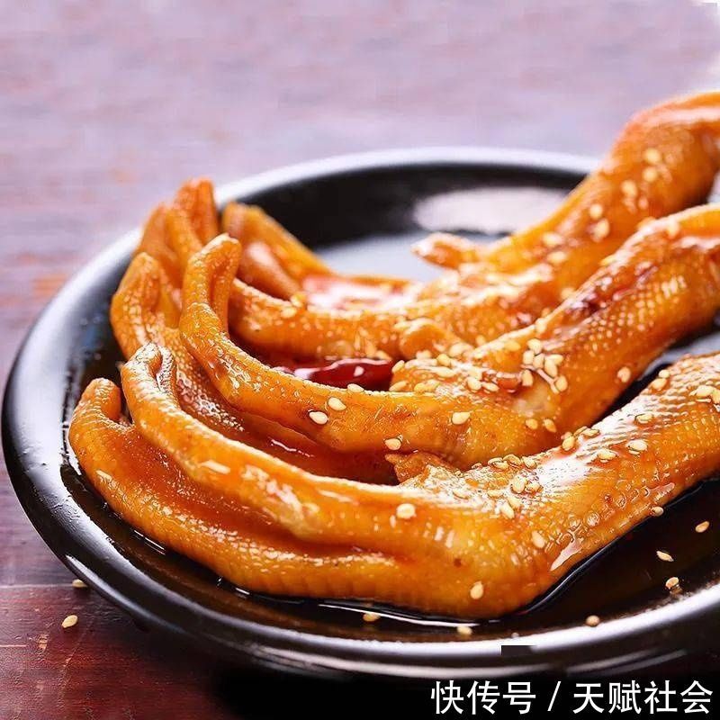 鸭脚就应该这样做,越吃越香,根本停不下来~
