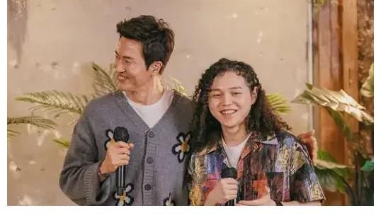 光洙|RunningMan新闻：金钟国发布健身课程！宋智孝收到粉丝应援咖啡车