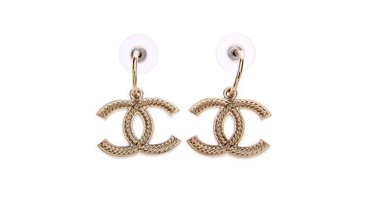 耳环|真正的花重金买个牌子佩戴，它们是那几个品牌呢？