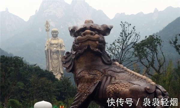 白犬$地藏王菩萨身边的谛听,为何无所不知,其原形是啥?孙悟空也害怕