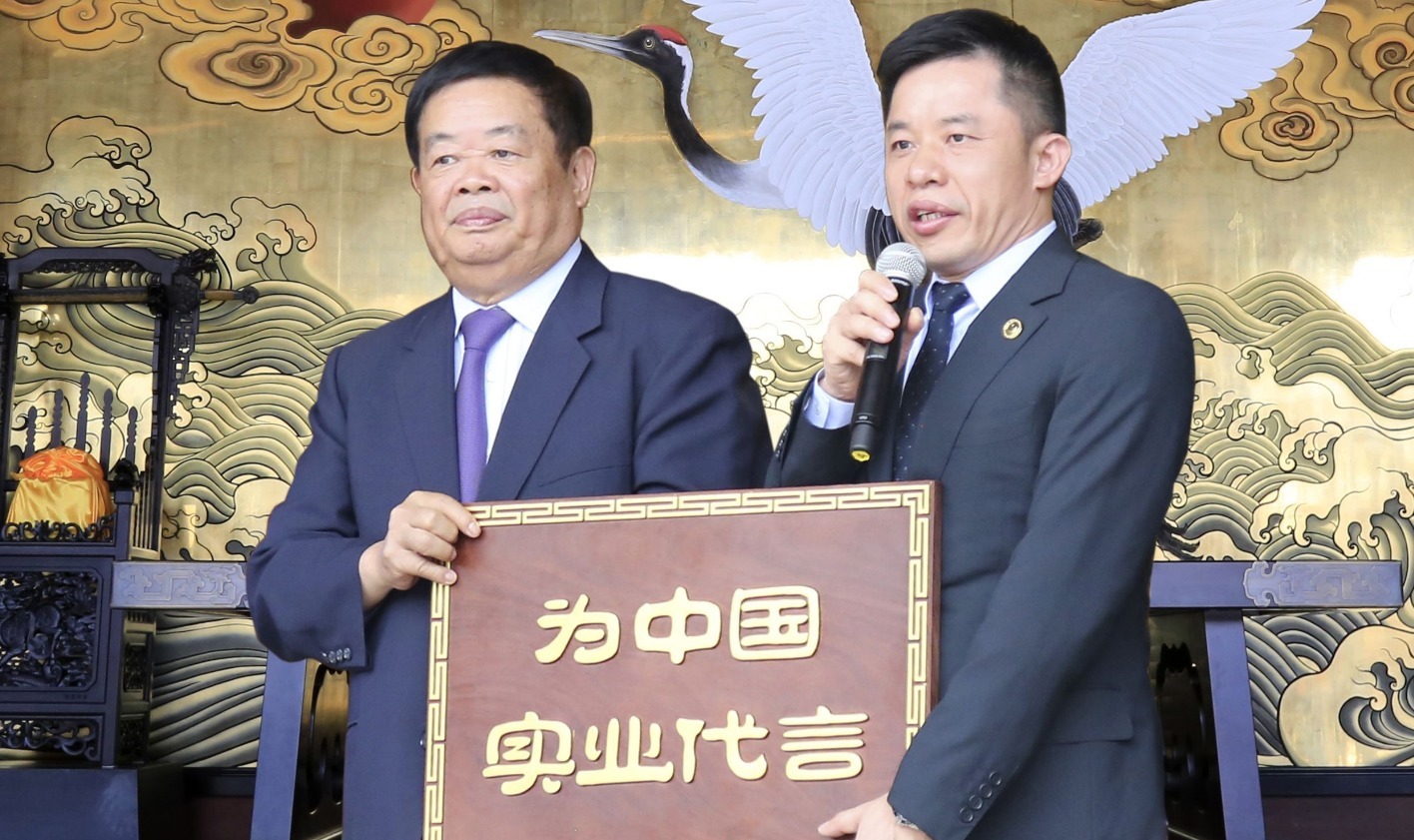 人才|美国顶尖芯片人才均是华人,担心的事成了现实,又一高校出手了!