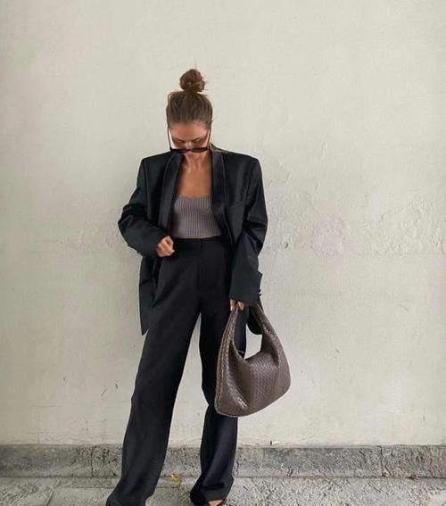 ?女人不管多大年纪，穿阔腿裤牢记这3个“搭配套路”，显瘦又减龄