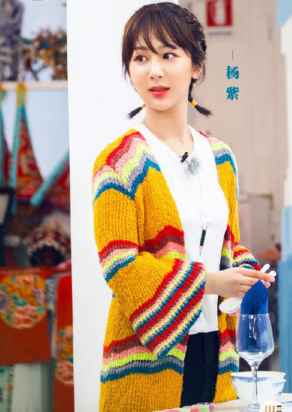 中餐厅|杨紫摸王俊凯脸被粉丝痛骂,当事人澄清正常互动不要过分解读!