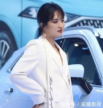 中餐厅|姚安娜在《中餐厅》唱歌获宁静等肯定,发新歌网友评价却褒贬不一