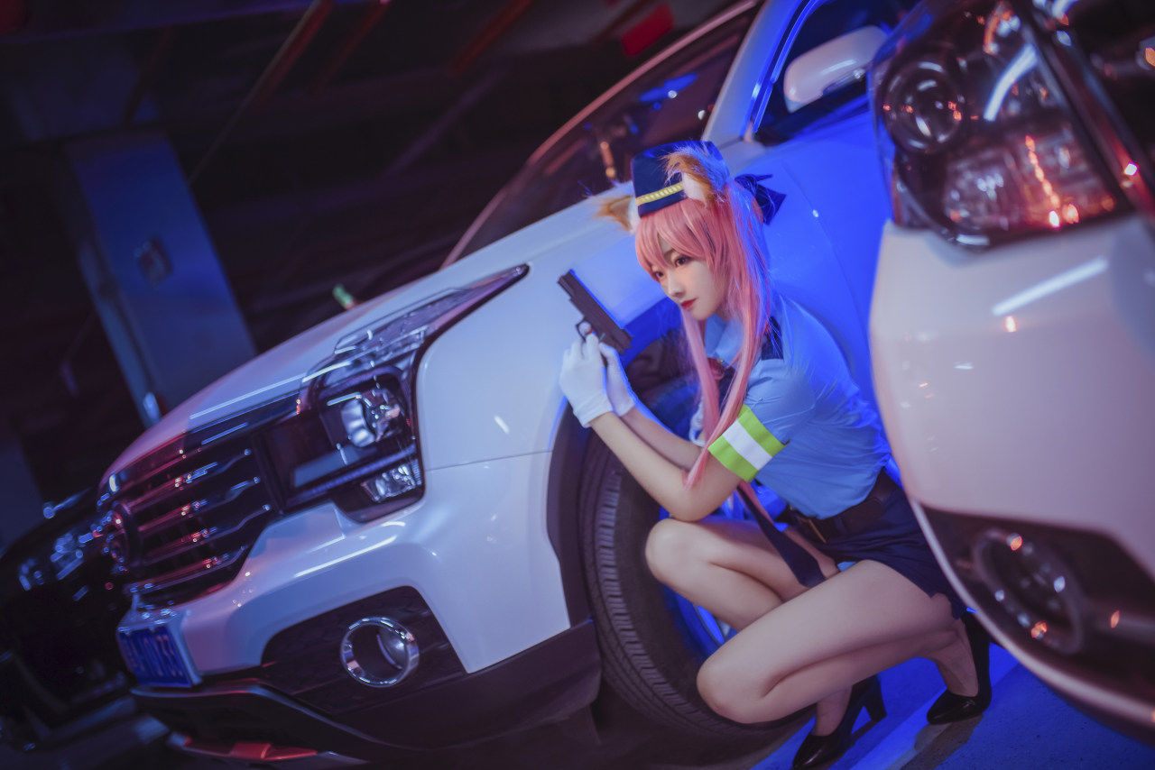 玉藻前女警cosplay