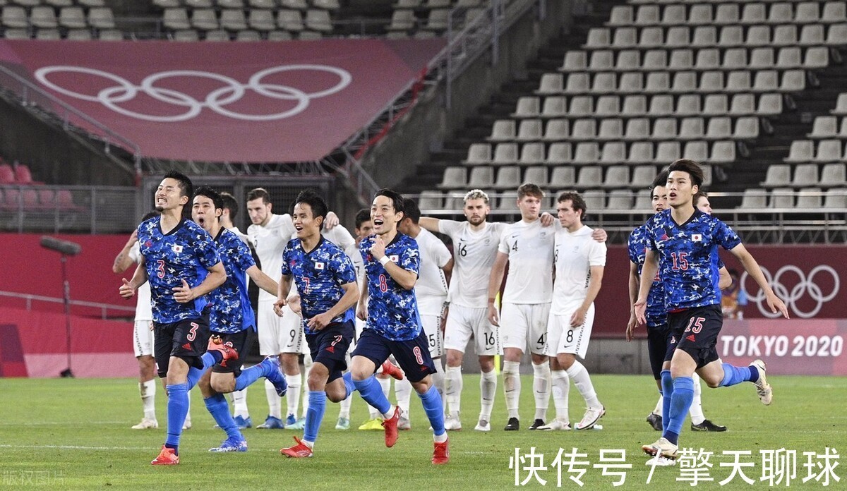 效力|17-1!日本男足再次完胜中国男足，双方差距悬殊，国足遭打击，李铁麻烦了