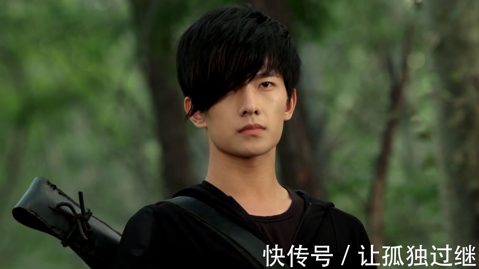 尸蟞丸!《盗墓笔记》众人吃尸蟞丸,为何陈文锦霍玲会变禁婆,小哥没事?