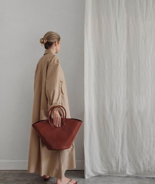 卡其色|坚持最Minimal的路线时博 但看起来却极有质感舒适而优雅