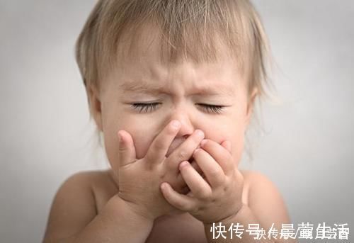 yoyo|婴幼儿什么时候长牙?这5个“信号”告诉妈妈:我长牙了