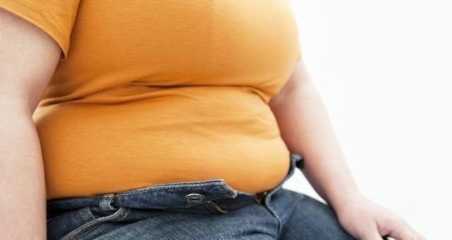 女人|女人喜欢的4种“水果”,减肥不成反增重,难怪腰上赘肉堆成块