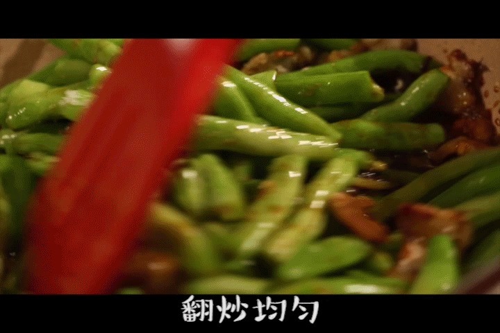 天天妈妈怎样做焖面营养美味，一人一大碗都不够