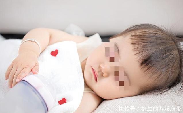 发育|孩子睡觉时的三个表现,暗示了大脑发育状况良好,将来智商低不了
