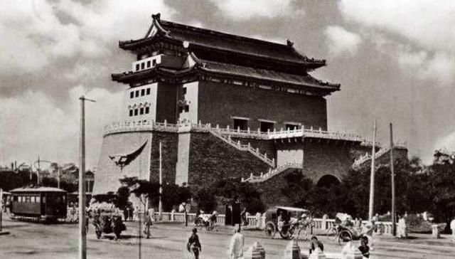 一气之下|崔颢《黄鹤楼》千人无人敢仿,鲁迅一气之下仿一首,开篇就惊艳