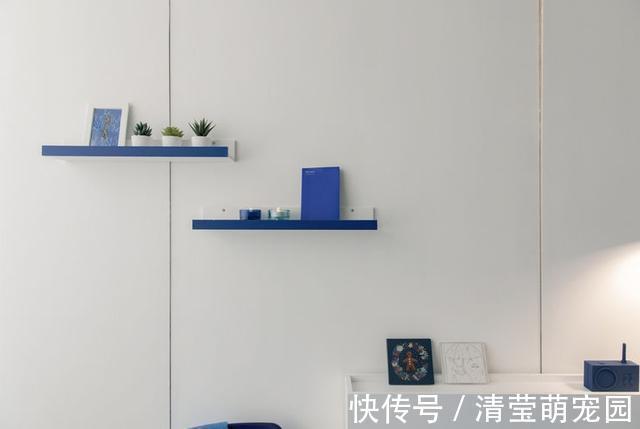 床头柜|95后姑娘的“穷装”卧室火了，环保又精致，软装的力量真强大