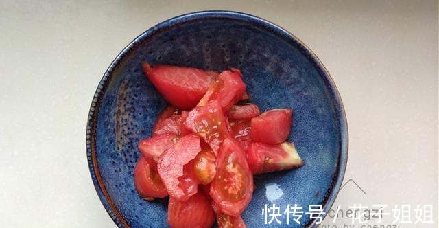 它被称为“平民虫草”,人人吃得起,营养不可小觑,冬天煲汤真好!