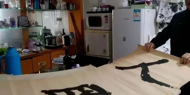 笔笔$“当代草圣”林散之题写“人民英雄纪念碑”,碑骨隶韵,惊艳书坛