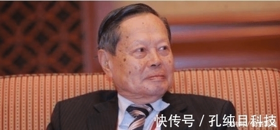 行业|杨振宁曾阻止修建对撞机,呼吁发展半导体,可惜没听他的建议