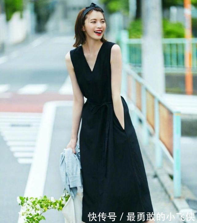 腿型 “日杂”人气模特宫田聪子示范优雅夏装,时髦大气养眼,高级满满!