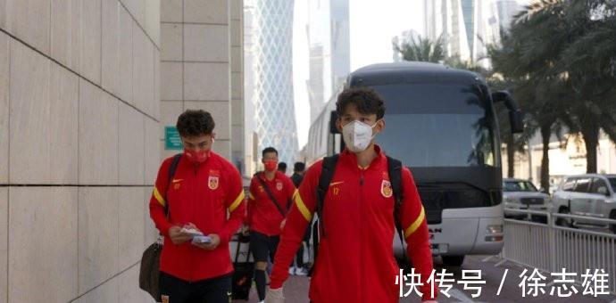 男足|国足直呼不信谣不传谣?女足夺冠只歇1天!男足休息5天竟还没训练