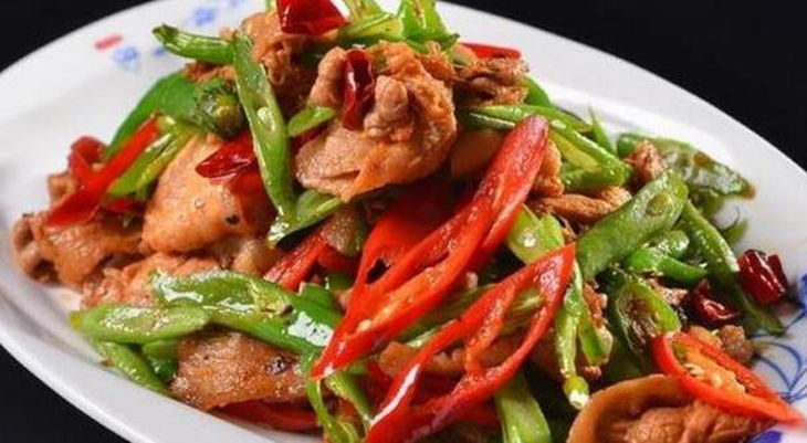 美食|美食推荐农家小炒肉、清蒸鲈鱼、金蒜大鸡腿、萝卜干炒腊肉