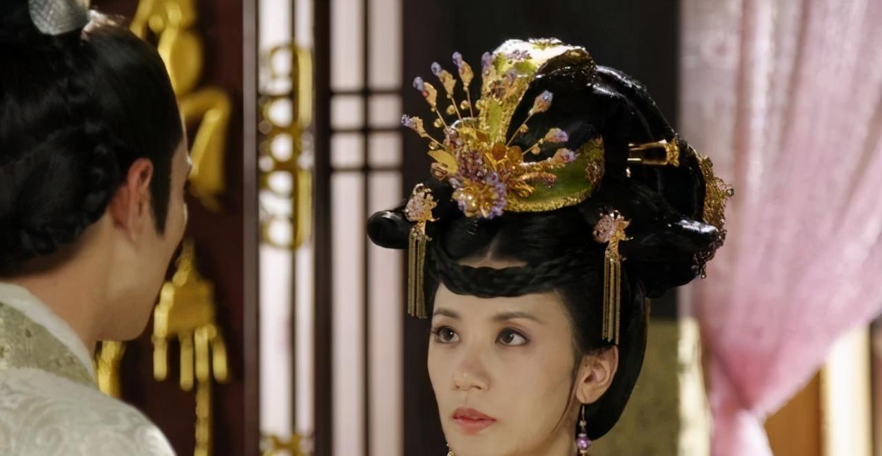 唐朝|唐朝第一美人,17岁未婚先孕,毒杀父亲,竟还与母亲共侍一夫