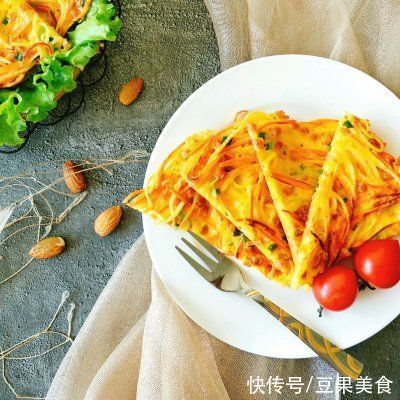  简单快手，超级好吃，你一定要学的土豆胡萝卜鸡蛋饼