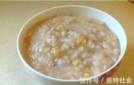 宝妈|女孩煮粥忘关火,成品变新式网红食物,网友一辈子做不出第二次