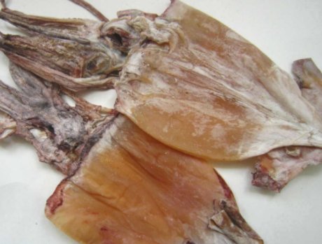 干鱿鱼只用水浸泡？难怪泡不软，老渔民教我1招，泡得快还新鲜