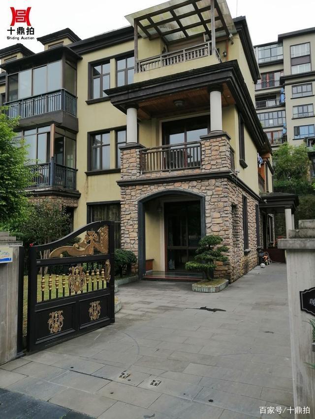 拍卖|别墅拍卖!共青社区中铁共青湖A10栋联排别墅