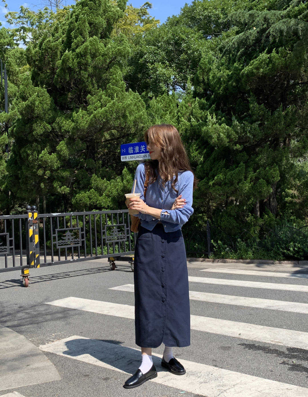 高跟鞋|无针织衫不秋天，这样简约又减龄，仿佛回到了青春活力，太好看了