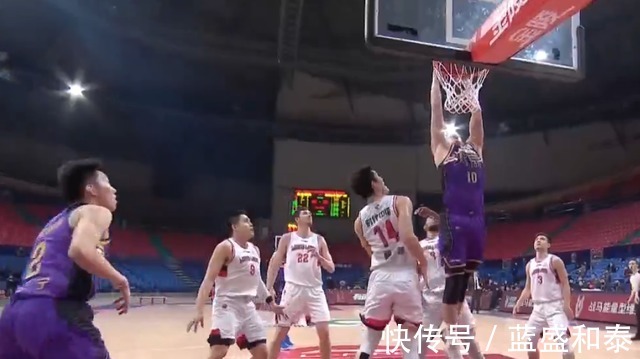 兰兹博格|119比111!CBA神奇一战,两度加时,兰兹博格大爆发,创2大纪录!